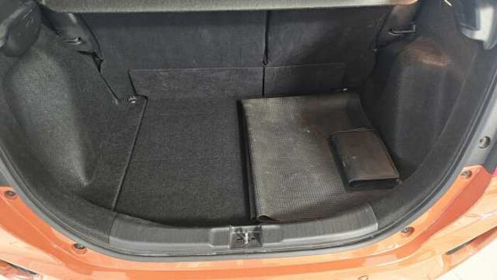 Honda Jazz 1.3 i-VTEC CVT Elegance