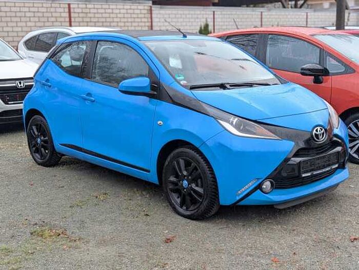 Toyota Aygo 5-Türer x-wave